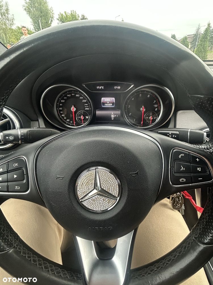Mercedes-Benz CLA - 8