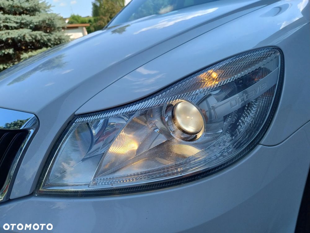 Skoda Octavia 2.0 TDI DPF Team Edition - 26