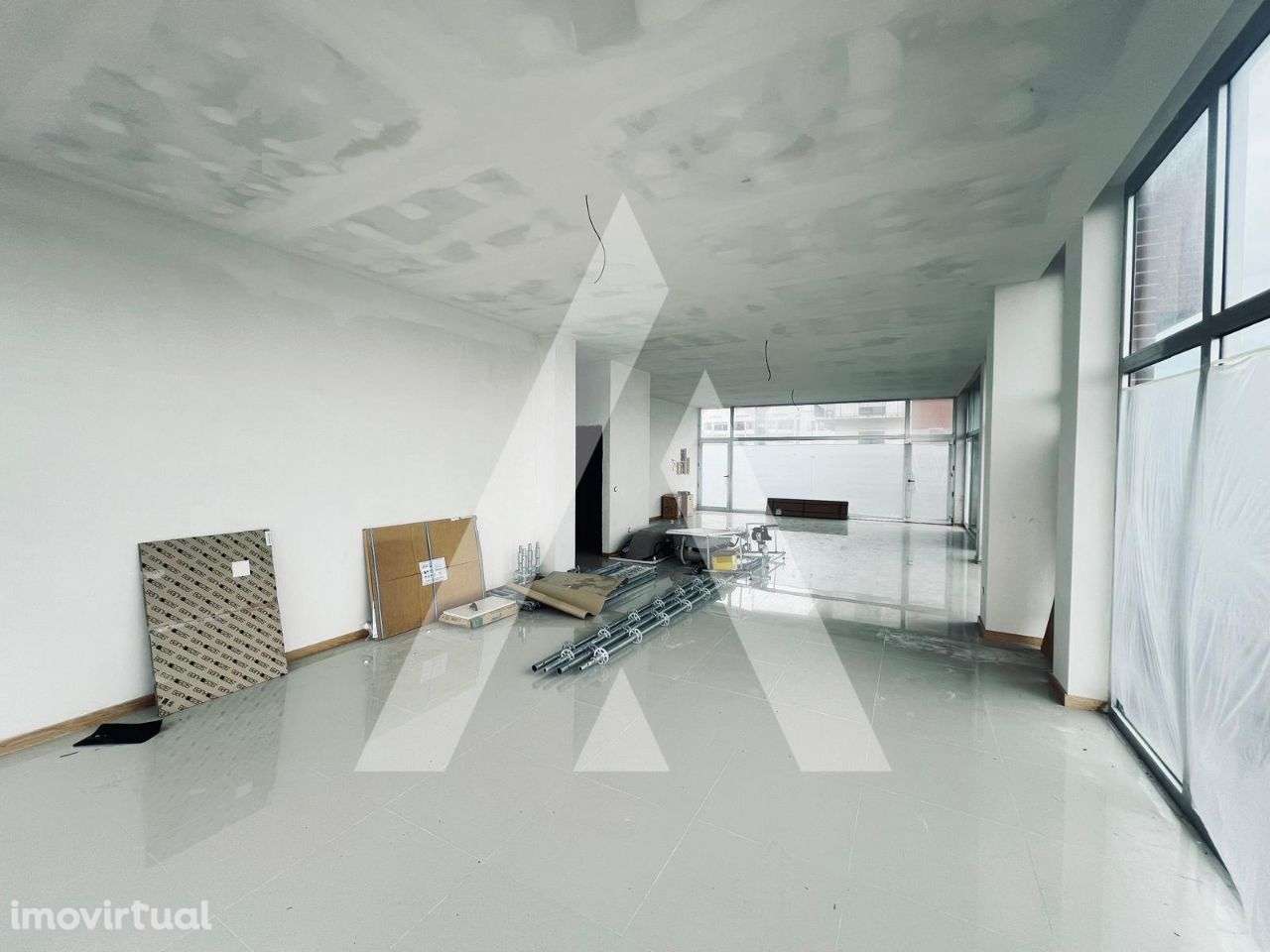 Venda conjunta de 7 Lojas na Praia da Vagueira - Grande imagem: 3/14