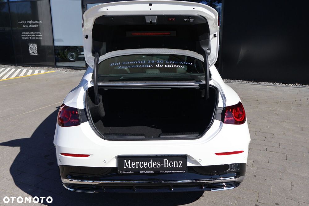 Mercedes-Benz CLA - 10