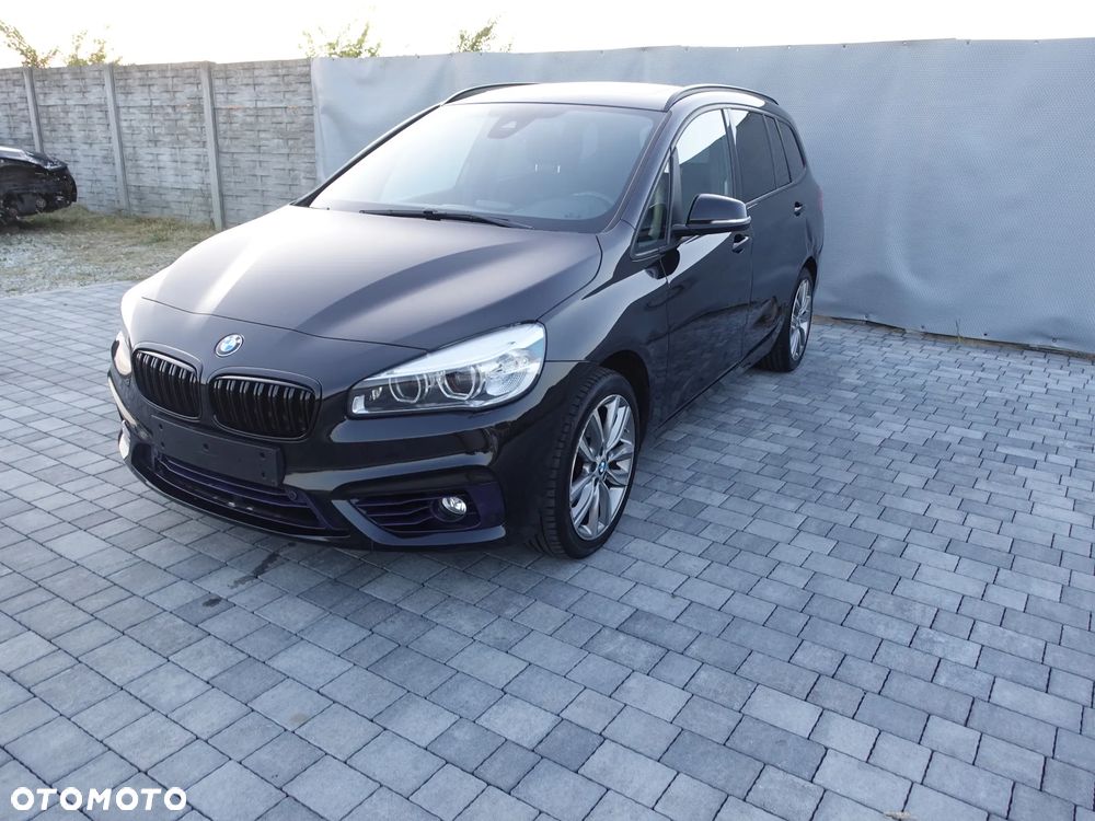 BMW Seria 2 218i Sport Line - 2