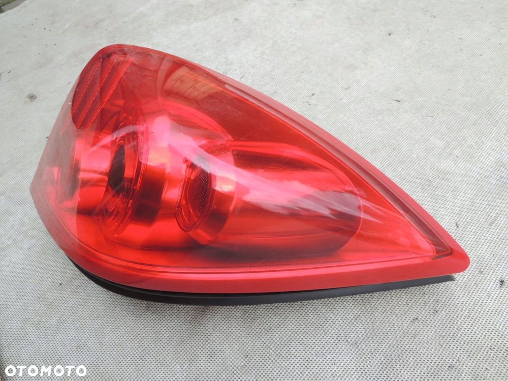 lampa lewy tyŁ (oe) – nissan primera p12 hb hatchback - 3