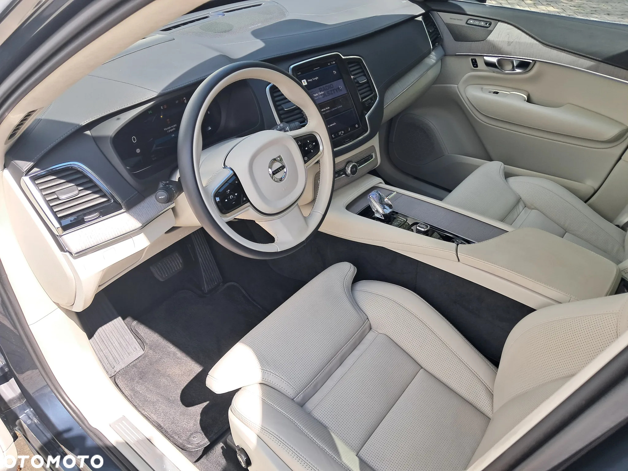 Volvo XC 90 - 10