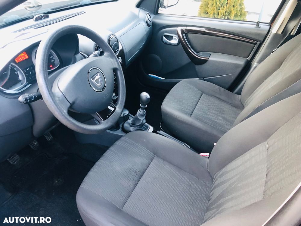 Dacia Duster dCi 110 FAP 4x2 Laureate - 13