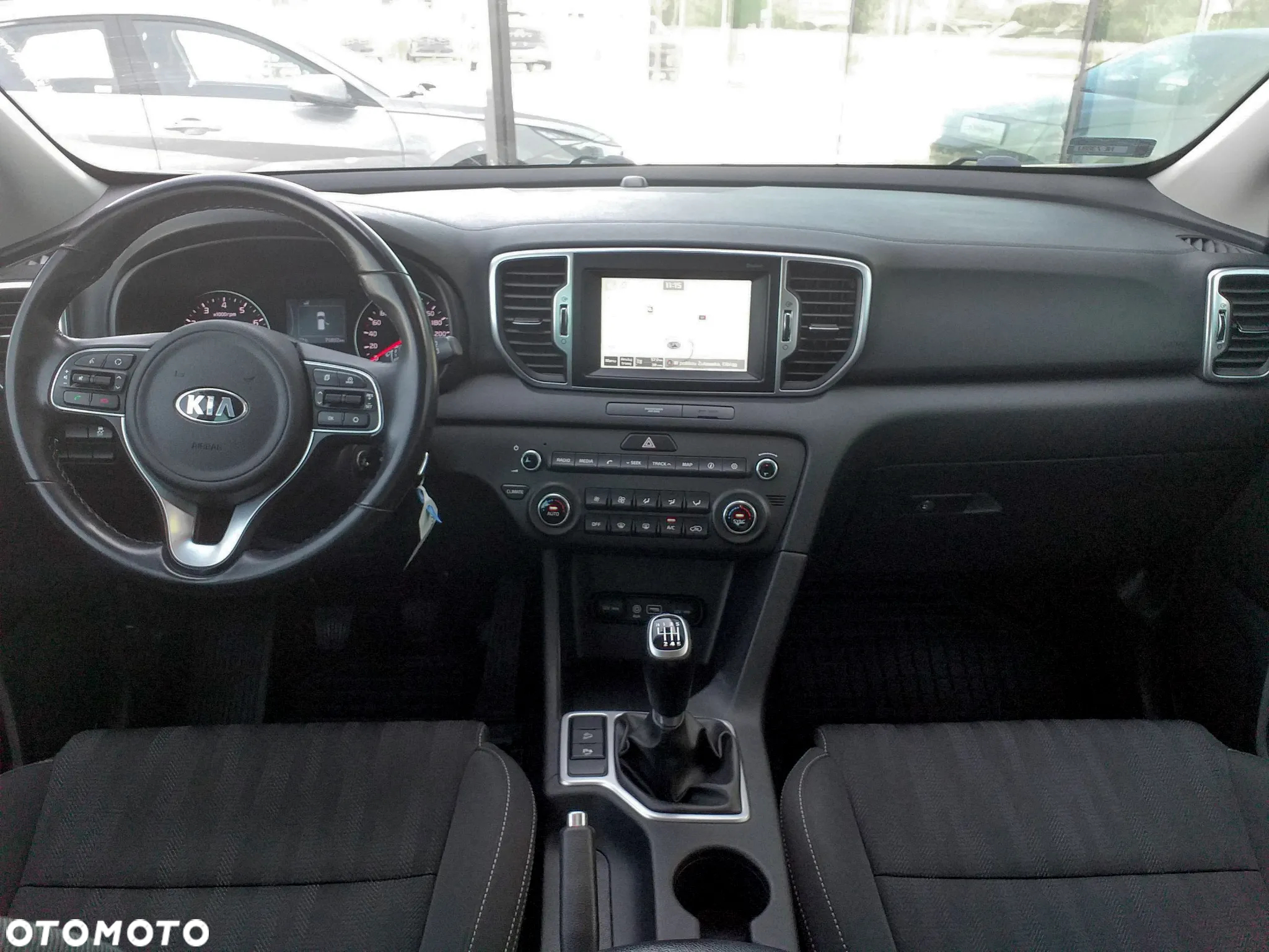 Kia Sportage 1.6 GDI M 2WD - 24