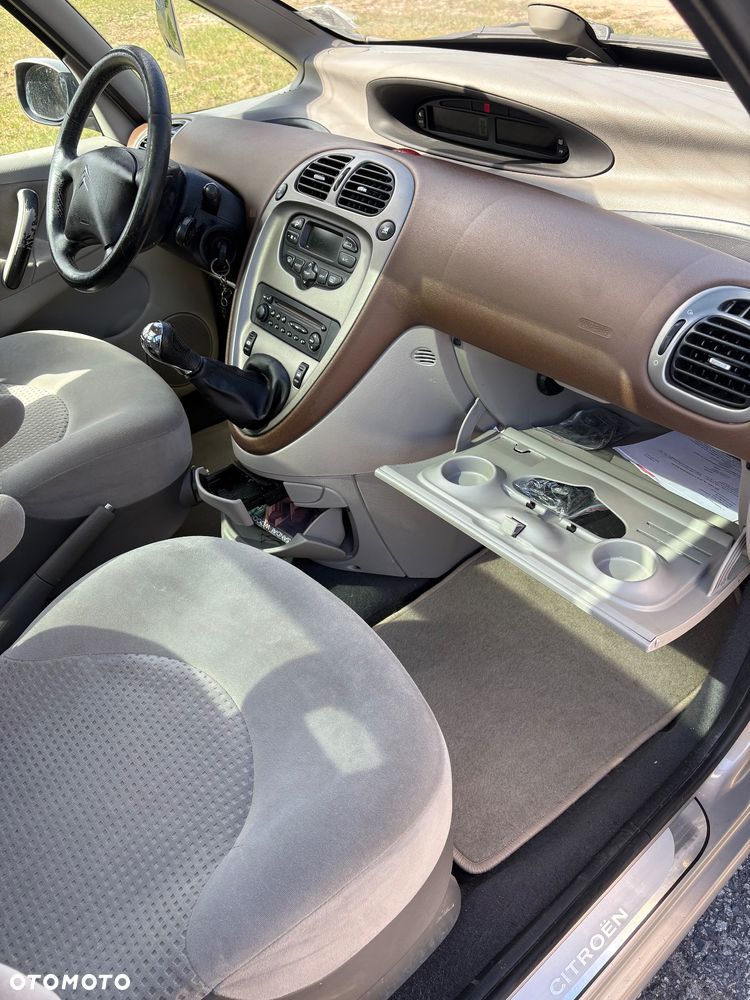 Citroën Xsara Picasso 1.8i SX Plus Top-Edition - 11