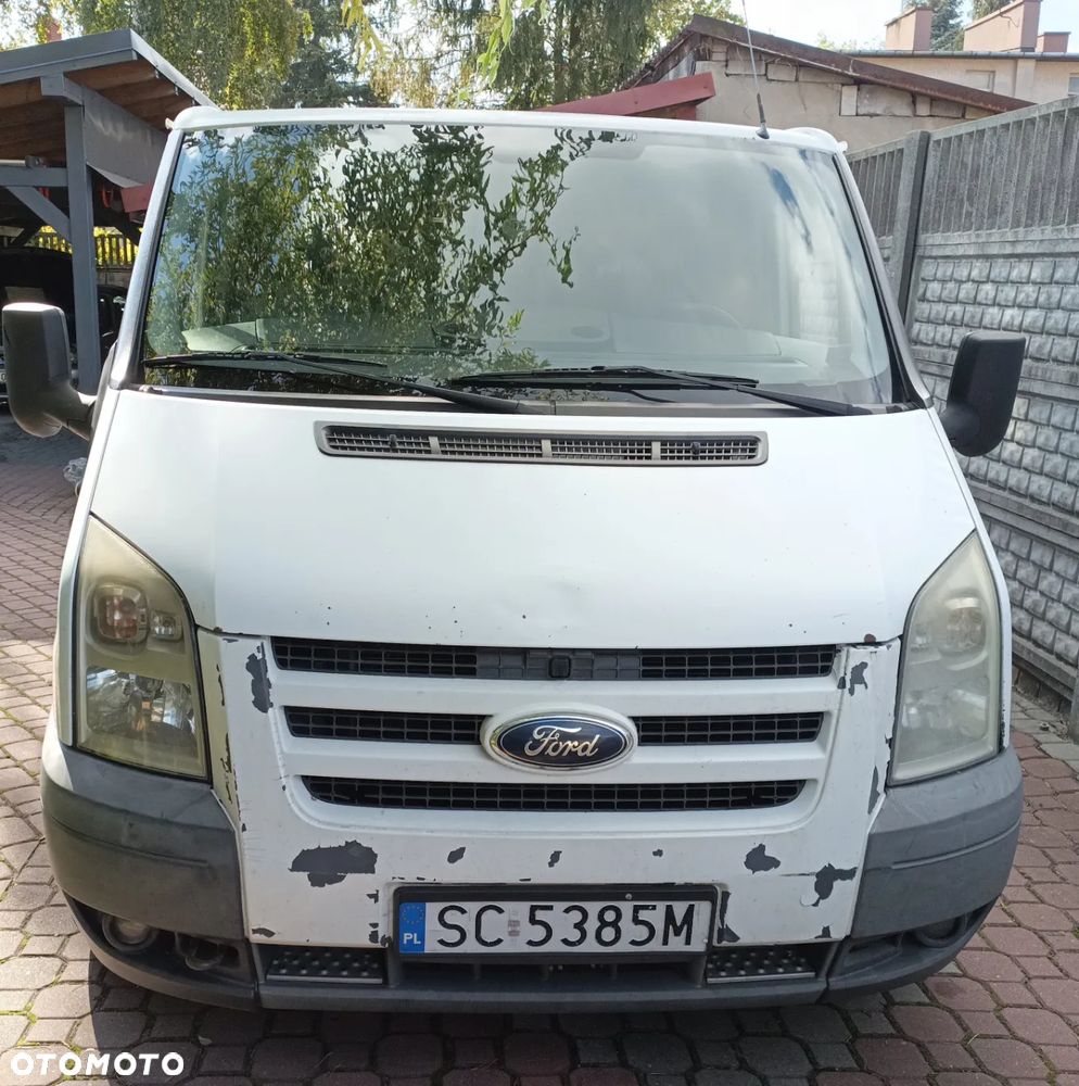 Ford Transit - 1