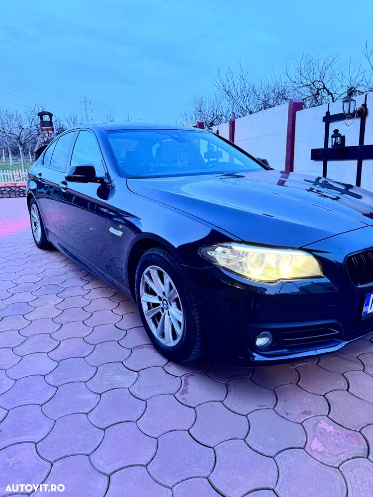 BMW Seria 5 520d xDrive Aut. Sport Line - 16