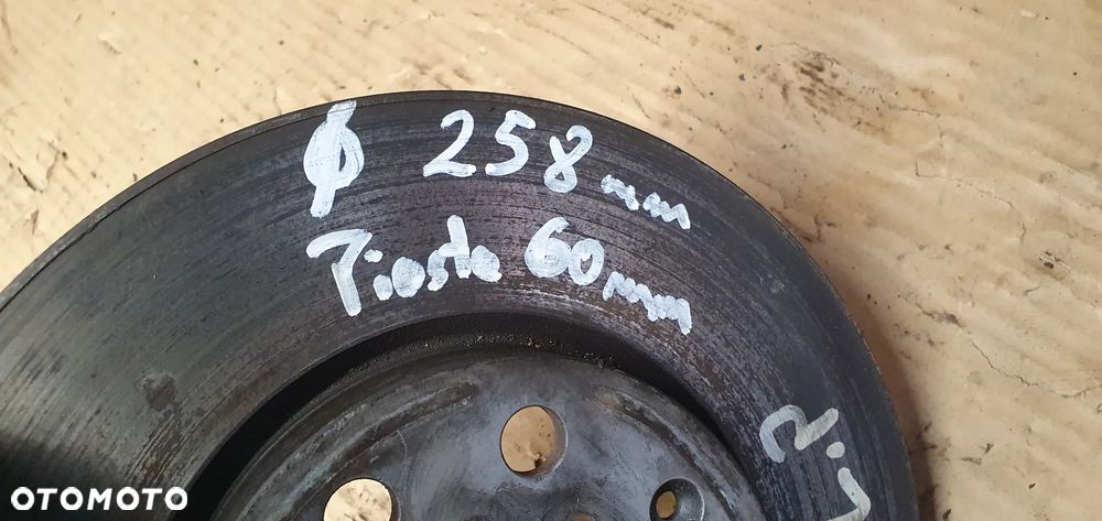 Tarcze hamulcowe klocki przód przednie Fiat Punto EVO - 7