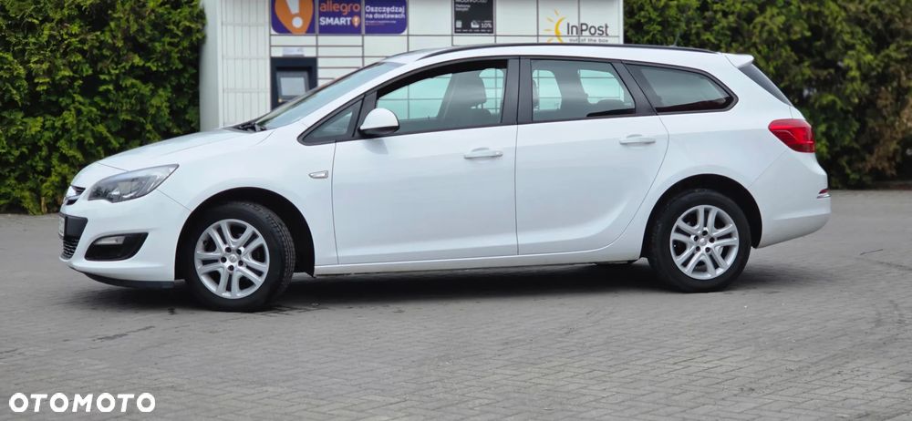 Opel Astra 1.6 Color Edition - 8