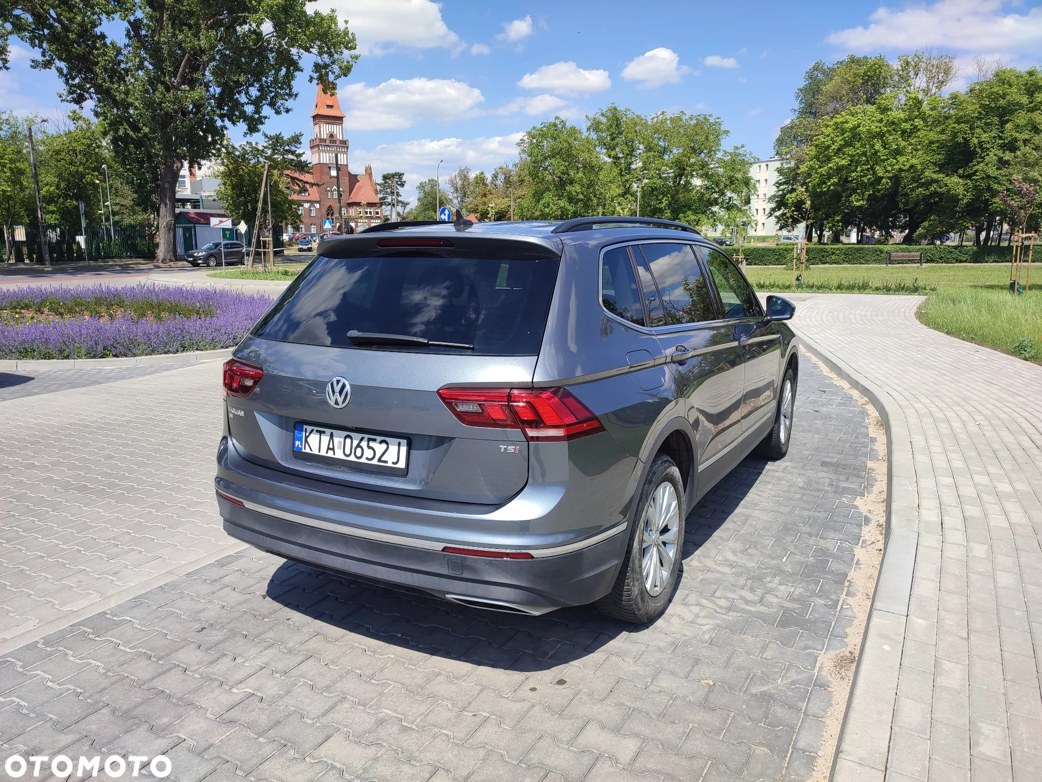 Volkswagen Tiguan Allspace - 3