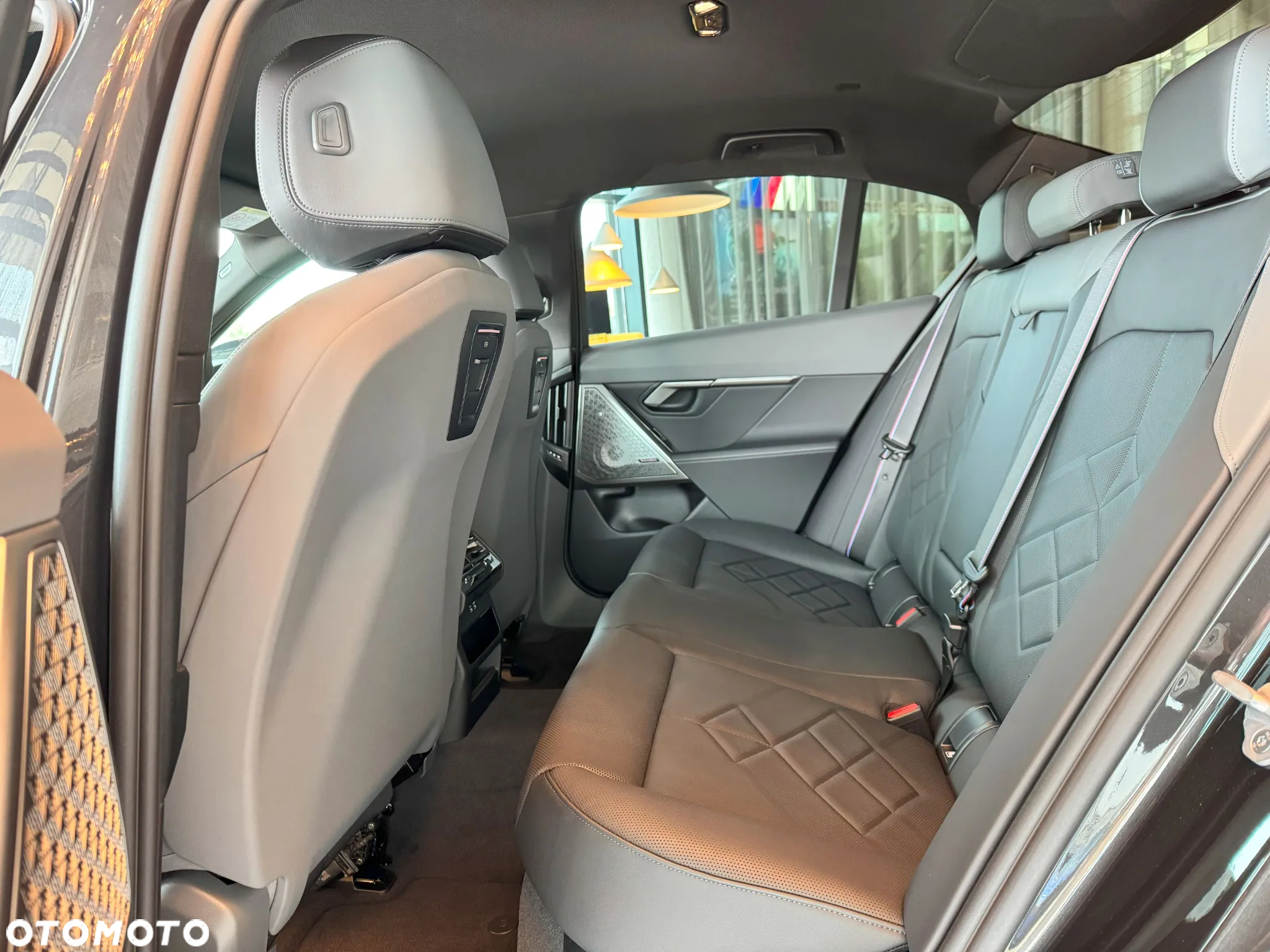 BMW Seria 5 540d xDrive mHEV - 12
