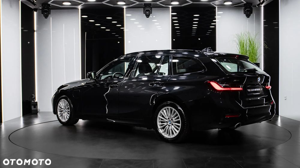 BMW Seria 3 330e xDrive Sport Line - 5