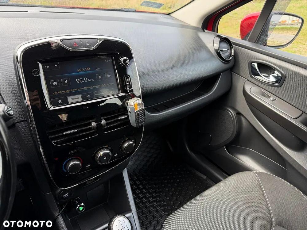 Renault Clio Energy TCe 90 Start & Stop Luxe - 26
