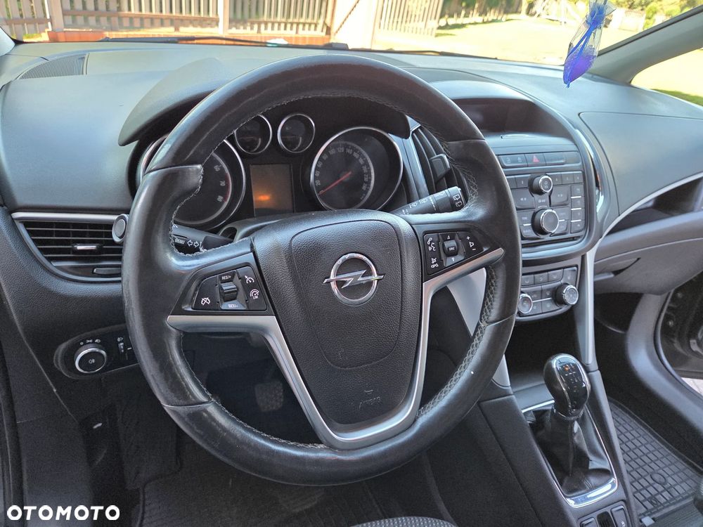 Opel Zafira - 13
