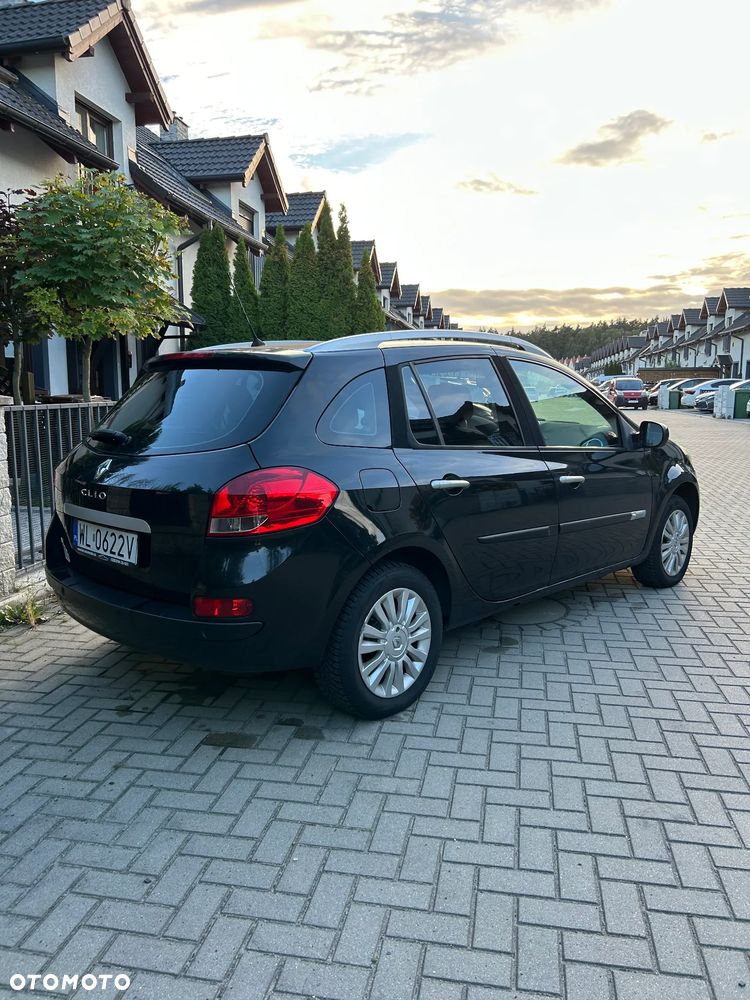 Renault Clio 1.2 16V 75 Dynamique - 4