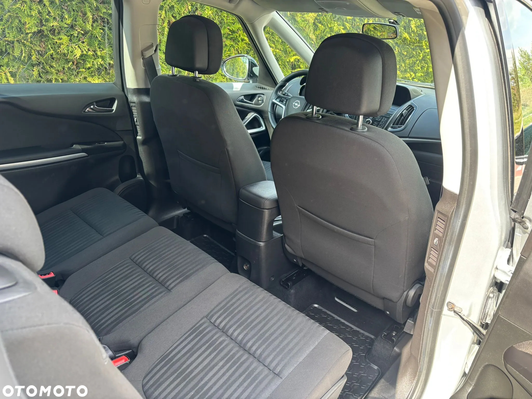 Opel Zafira 1.4 T Elite - 24