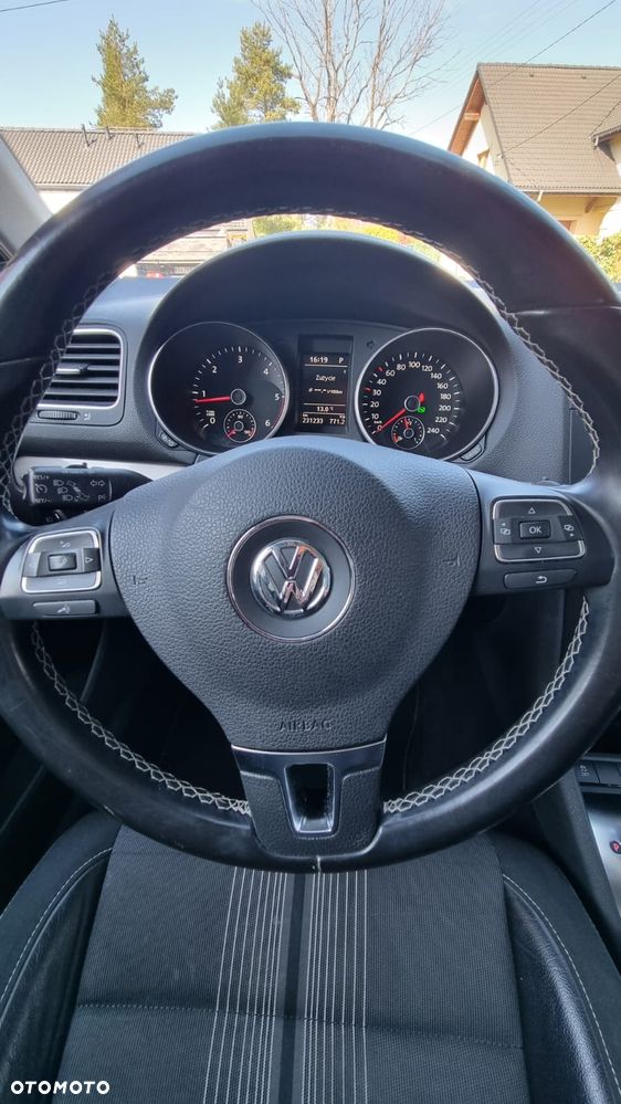 Volkswagen Golf 2.0 TDI DPF DSG MATCH - 5