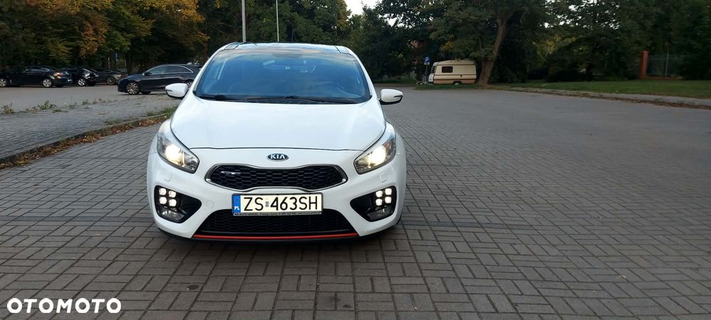Kia Ceed 1.6 T-GDI GT XL - 3