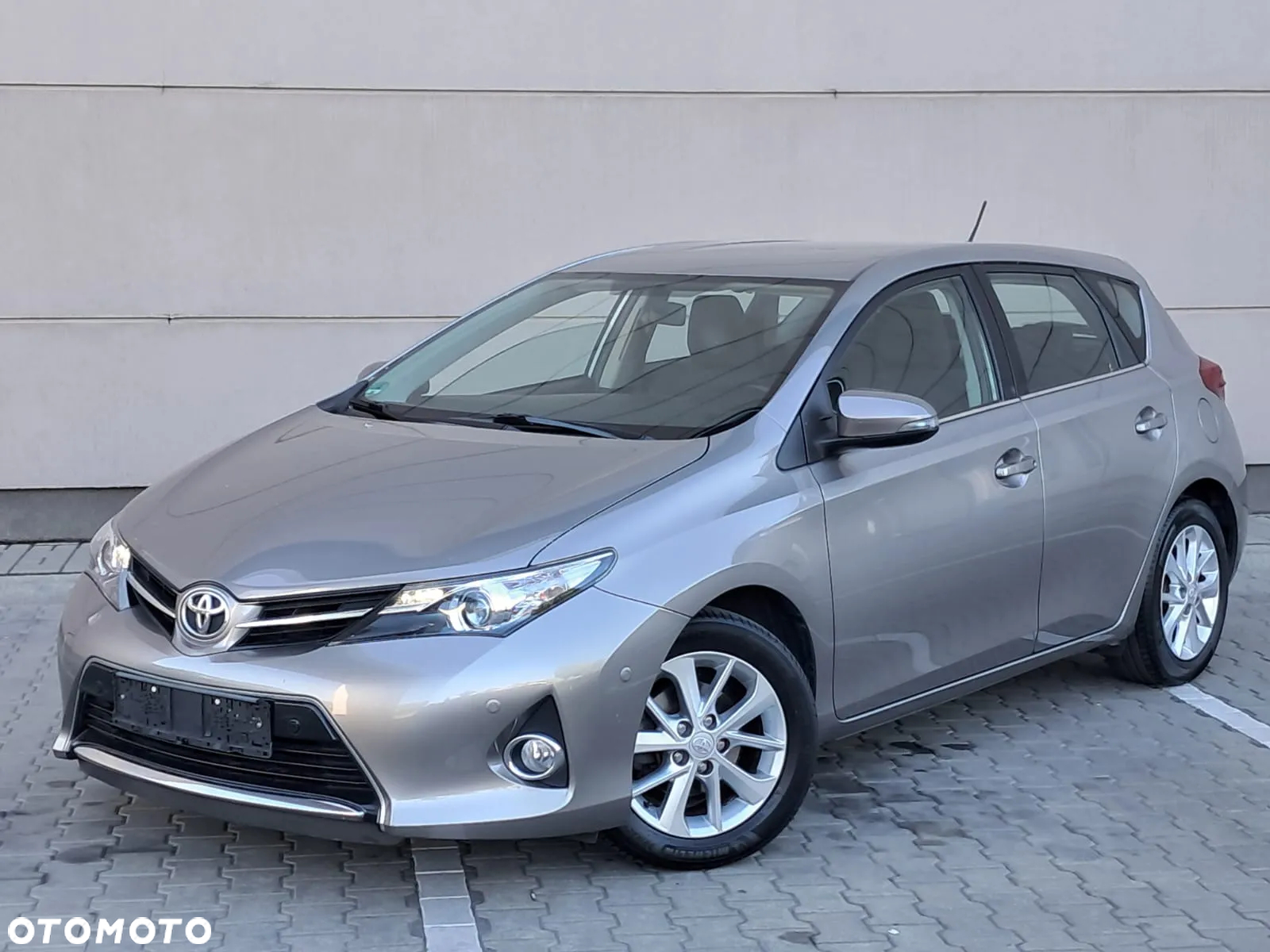 Toyota Auris 1.6 Valvematic START Edition - 2