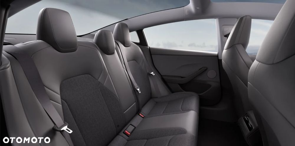 Tesla Model 3 RWD Standard - 12