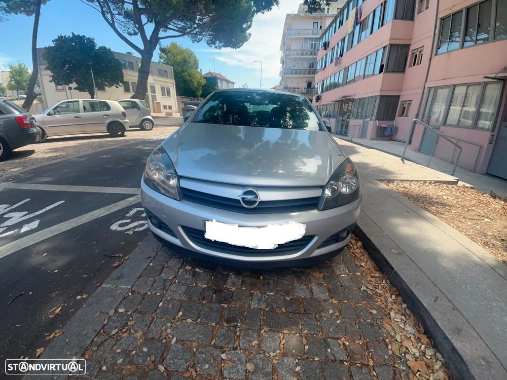 Opel Astra GTC 1.7 CDTI - 1