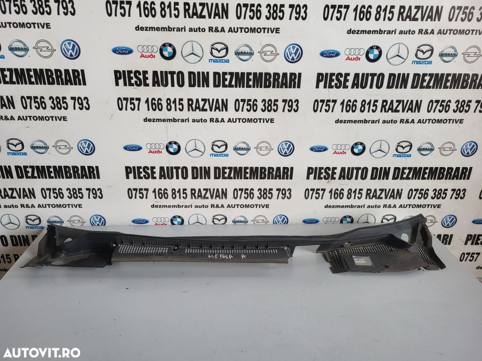 Grila Stergatoare Opel Meriva A Volan Stanga An 2004-2005-2006-2007-2008 Dezmembrez Opel Meriva A 1 - 1