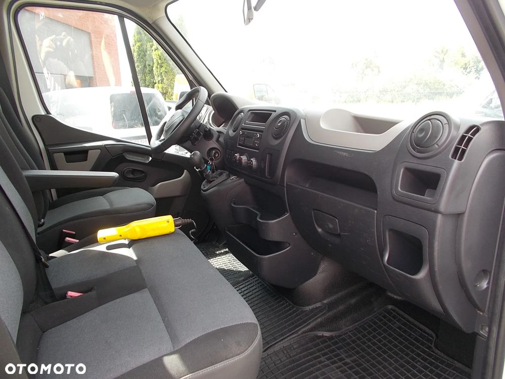 Renault Master - 15