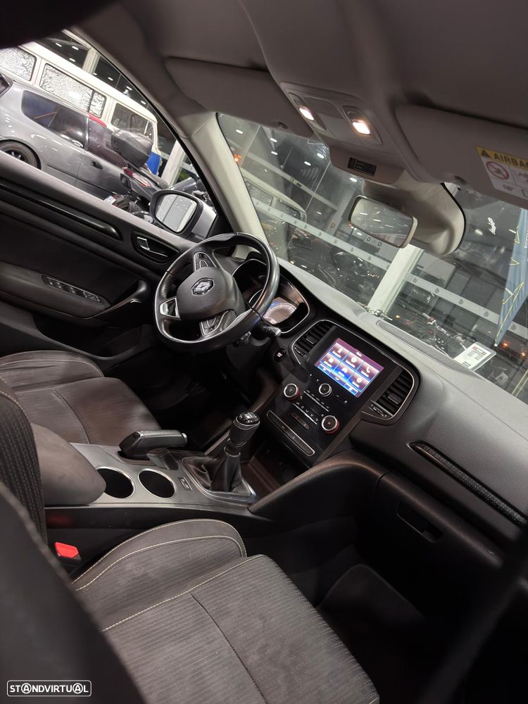 Renault Mégane Sport Tourer 1.3 TCe Limited - 18