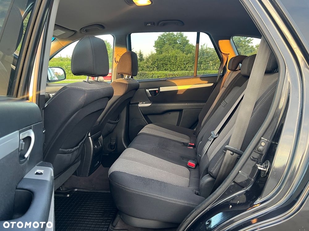 Hyundai Santa Fe 2.7 V6 2WD GLS - 29