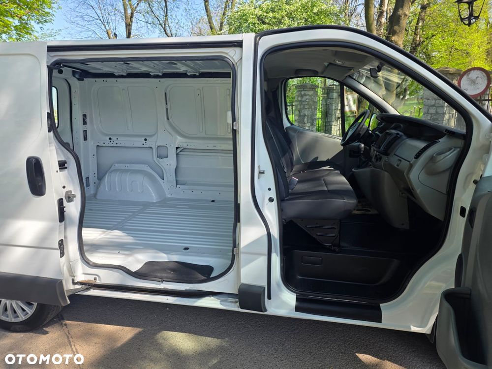 Opel Vivaro - 14