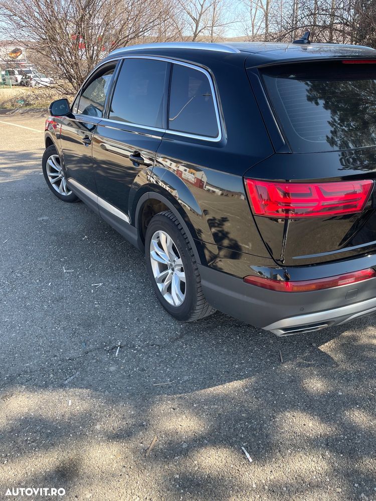 Audi Q7 - 10