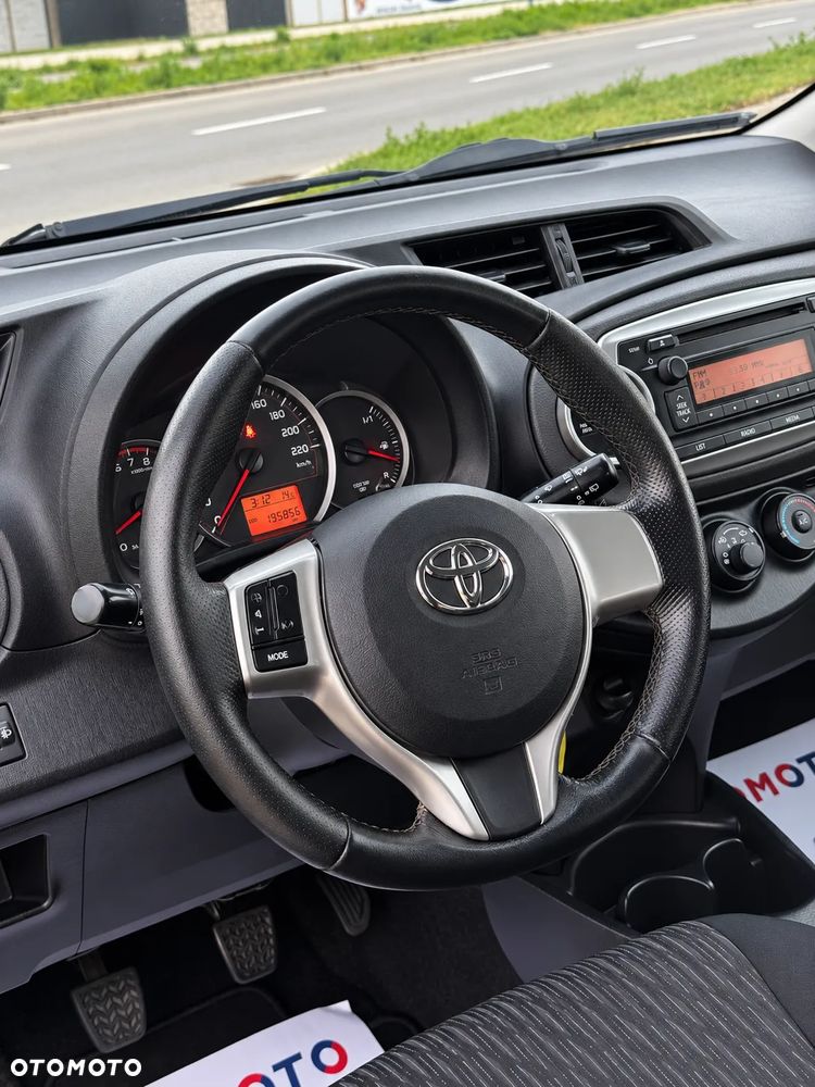 Toyota Yaris 1.0 VVT-i Trend - 6
