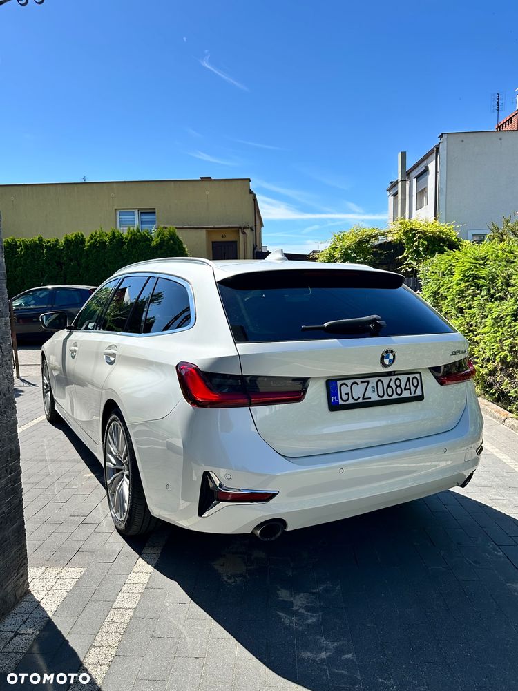 BMW Seria 3 320d Edition Luxury Line Purity - 9