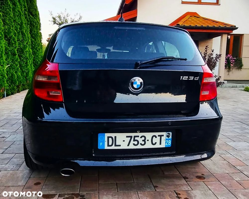 BMW Seria 1 123d DPF Edition Sport - 6