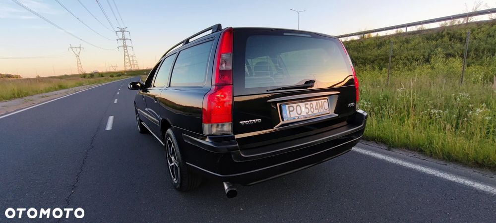 Volvo V70 2.4 D Black Edition - 7