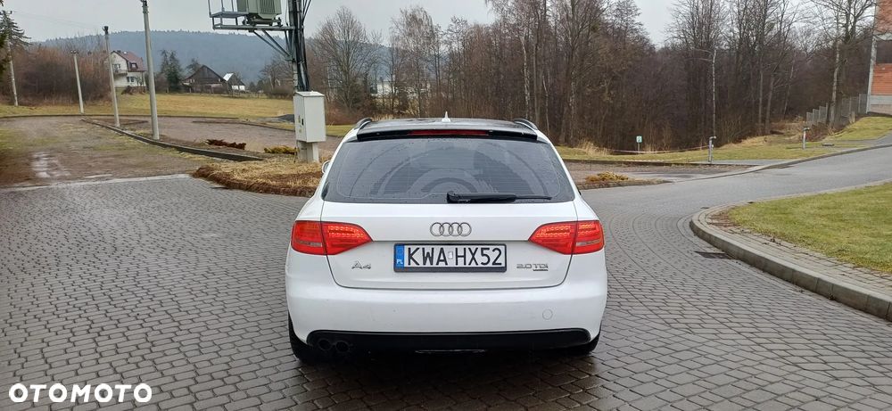 Audi A4 Avant 2.0 TDI - 8