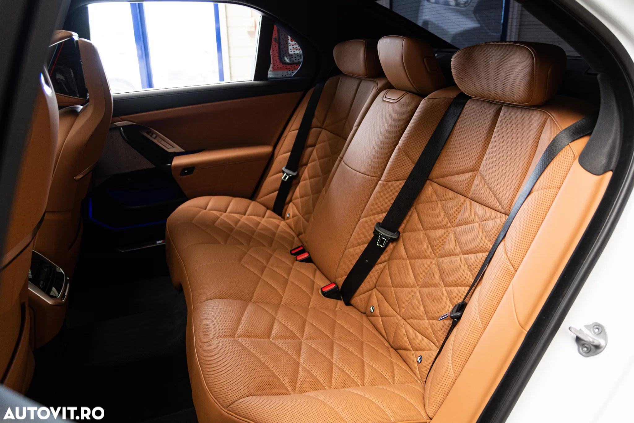 BMW Seria 7 740d xDrive MHEV - 7