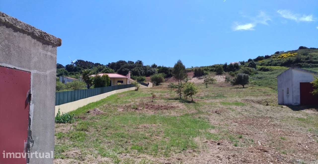 Terreno urbanizável com 7.120 m² a 45 min de Lisboa - Grande imagem: 4/8