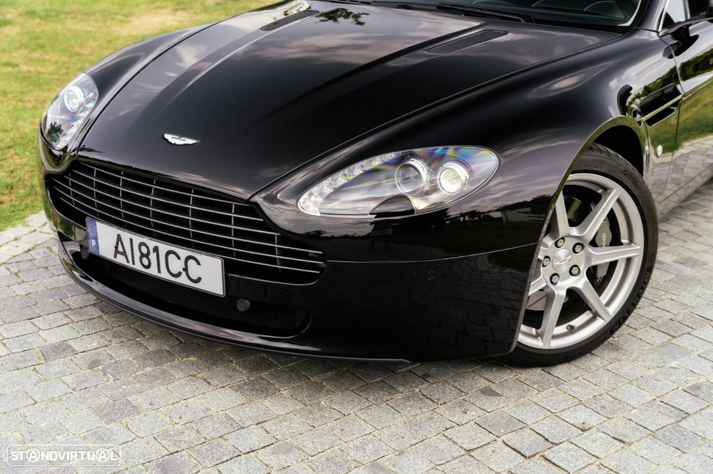 Aston Martin Vantage Coupe V8 Sportshift - 43