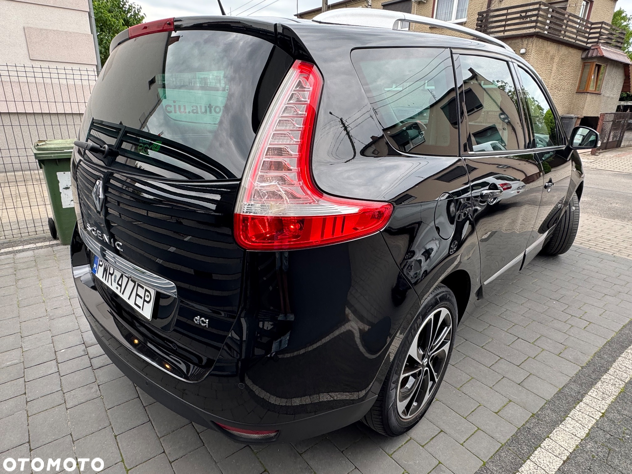 Renault Grand Scenic - 4