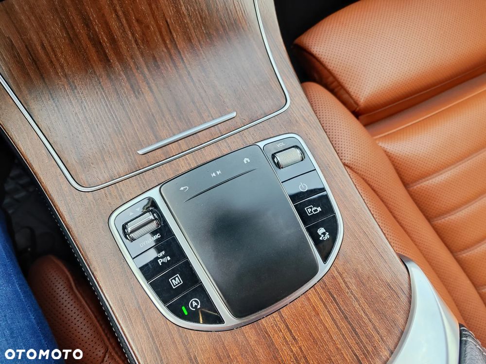 Mercedes-Benz GLC 200 d 4-Matic Business Edition - 34