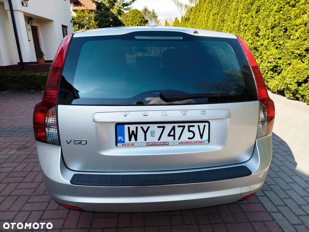 Volvo V50 - 8