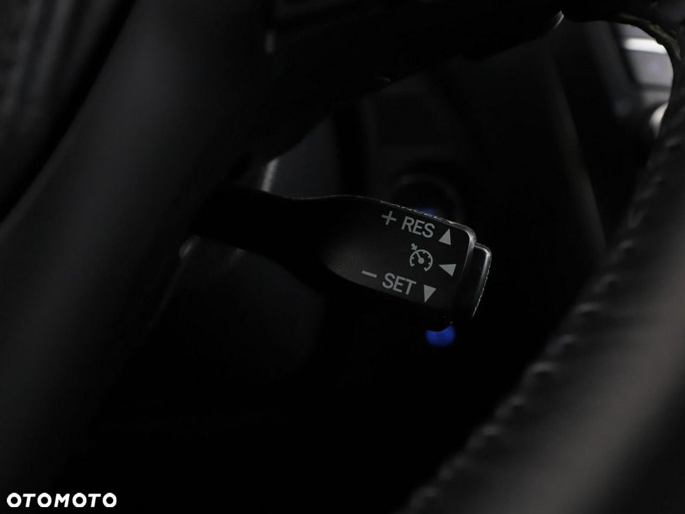 Toyota Avensis 1.8 Business Edition MS - 33
