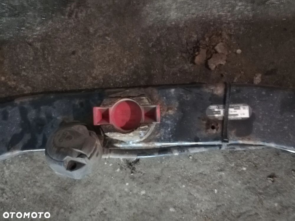 HAK HOLOWNICZY BELKA PAS AUDI Q7 4L 4L0092155A - 3