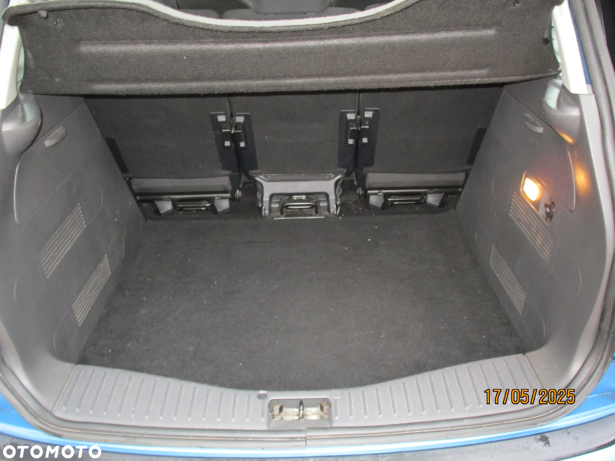 Ford C-MAX - 12