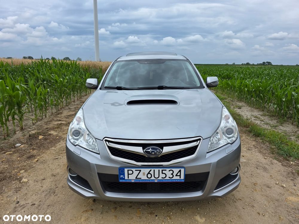 Subaru Legacy 2.5i GT - 8