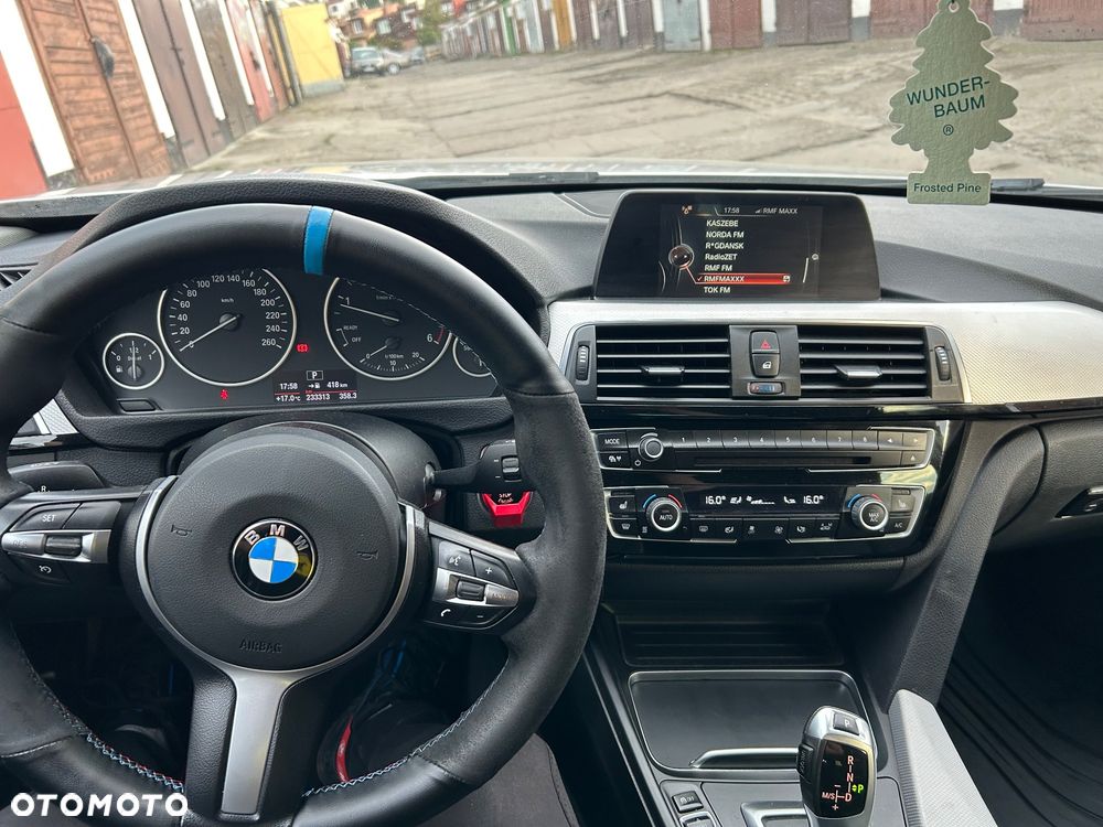 BMW Seria 3 318d M Sport - 8