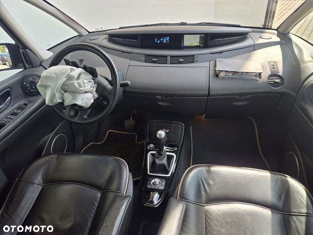 Renault Grand Espace - 8