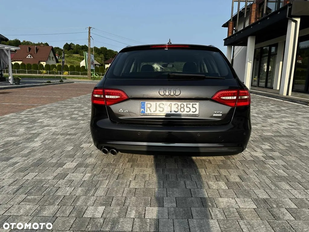 Audi A4 Avant 2.0 TDI ultra DPF Ambition - 13
